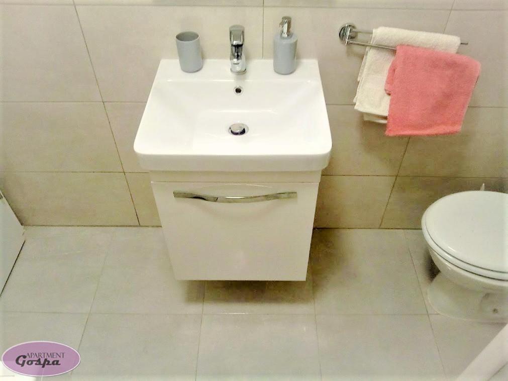 Gospa Apartman *